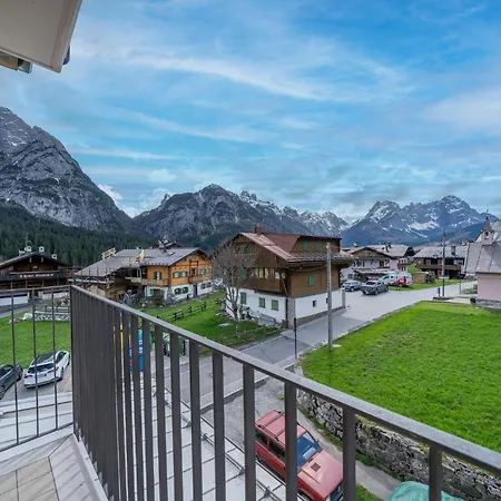 Guesthost - Lovely Appartement