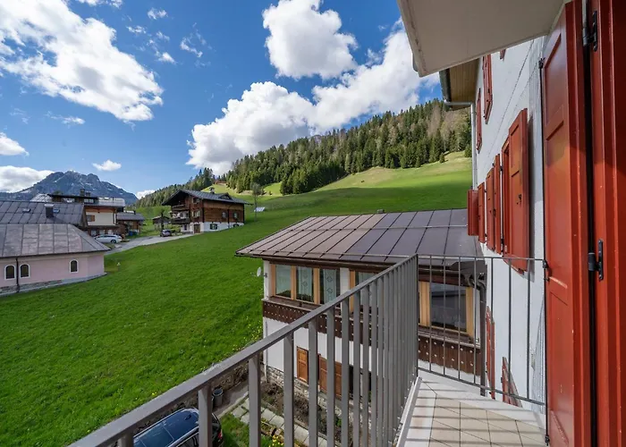 Guesthost - Lovely Apartment *